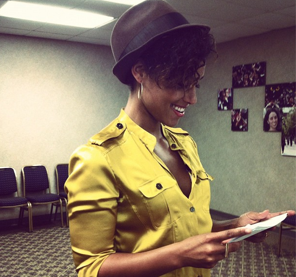alicia keys cuts her hair 2012